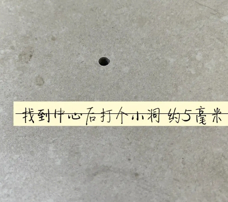 余杭瓷砖空鼓维修公司专业解答在瓷砖铺贴过程中，如果砂料搅拌不均匀，将会带来以下问题